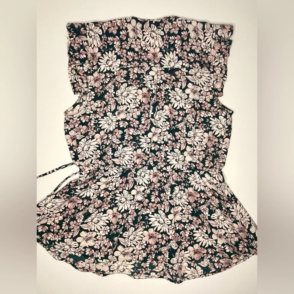 Monteau Floral V-Neck Faux Wrap Ties Peplum Blouse Flutter Sleeve in Pink Green - Picture 5 of 8